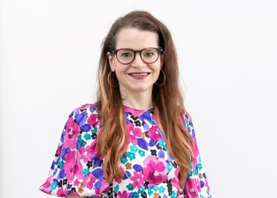 Portretfoto van Yvonne van den Heuvel-Loerakker